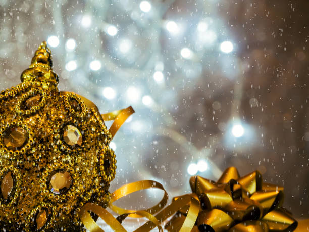 istock Christmas tree toys 1181843812