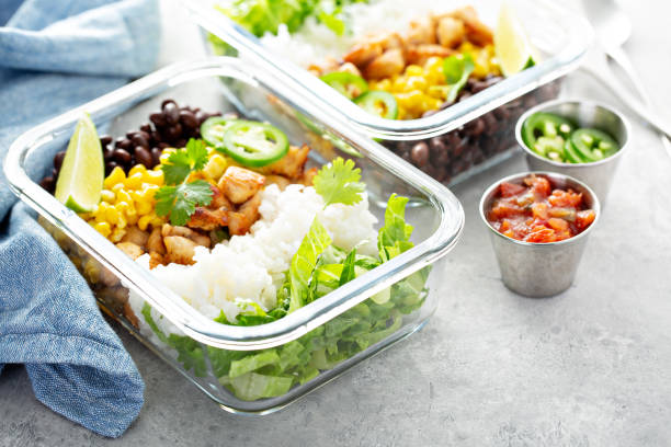 istock Healthy green meal prep with chicken 1181874042
