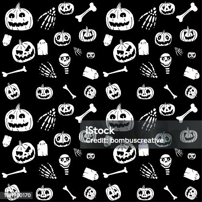 istock Happy Halloween Pattern 1181900170