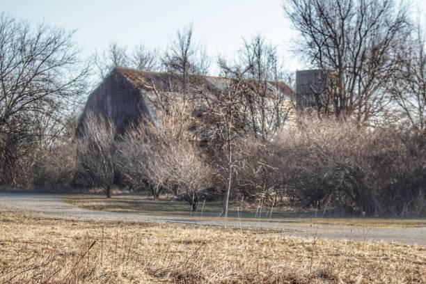 Weyer Road Hidden
