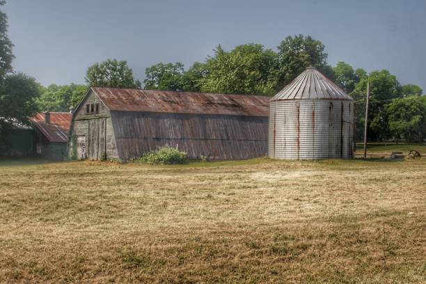 istock 0349 - Hough Road Quonset 1181914438