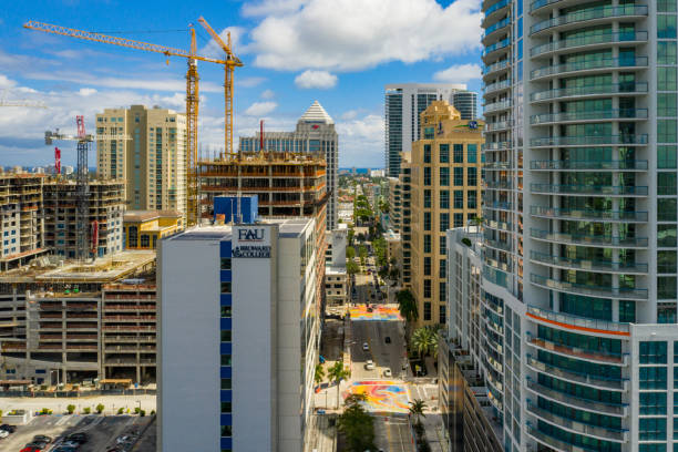 zdjęcie lotnicze downtown fort lauderdale florida las olas boulevard - las olas quarter zdjęcia i obrazy z banku zdjęć