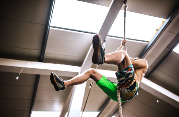 istock Getting a good grip on rope at gym 1181967887