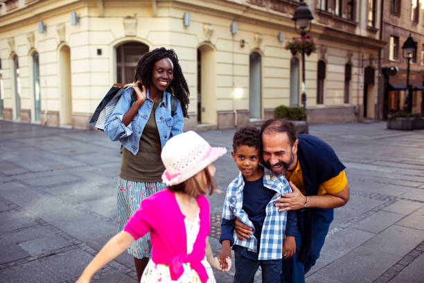 istock Family out Shopping 1181981014