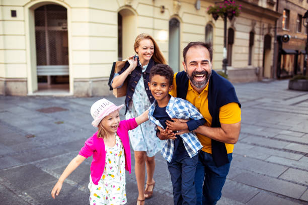 istock Family Shopping 1181982069