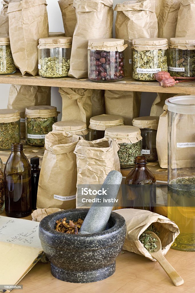 Medicina herbaria - Foto de stock de Herbología libre de derechos