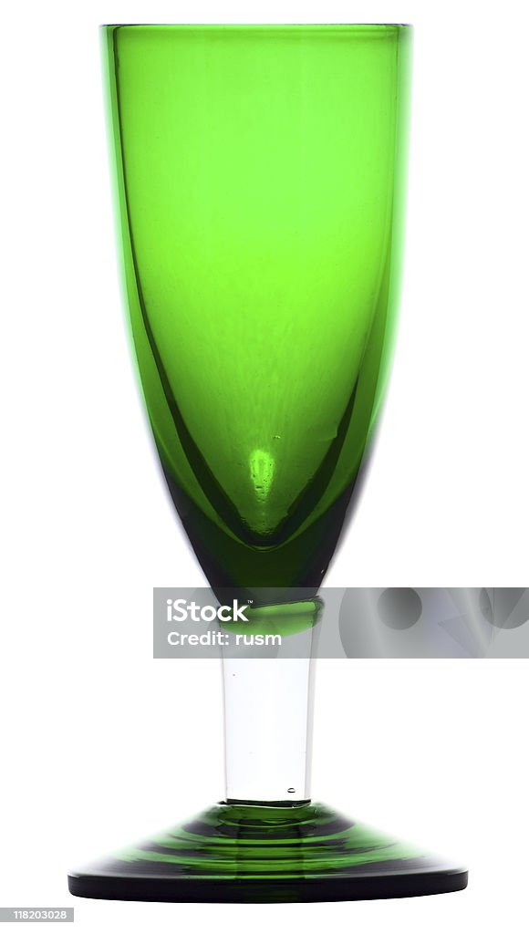 Vidrio verde con trazado de recorte sobre fondo blanco - Foto de stock de Artesanía libre de derechos