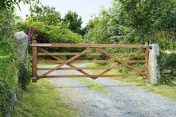 istock Entrance Gate To Rural Home 118207347