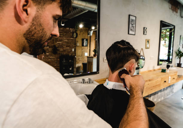 istock at the barber shop 1182084866