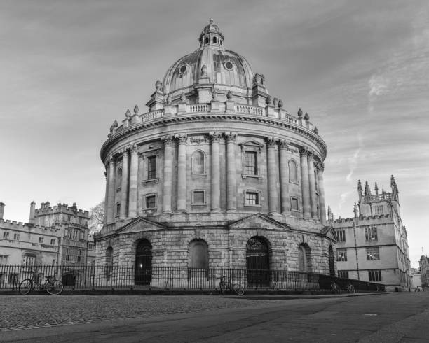 istock The Radcliffe Camera, an Oxford University Building 1182097389