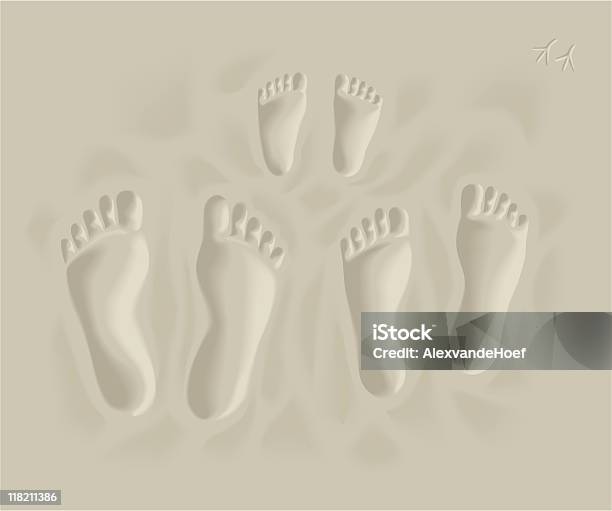 Familie Footprints Am Strand Stock Vektor Art und mehr Bilder von Fußabdruck - Fußabdruck, Sandig, Barfuß