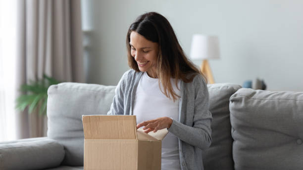 istock Positive client satisfied with trusted company fast shipment delivery. 1182206191