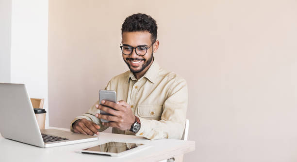 istock Businessman working on laptop at office 1182217309