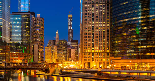 istock Chicago downtown night sunset panorama 1182225995