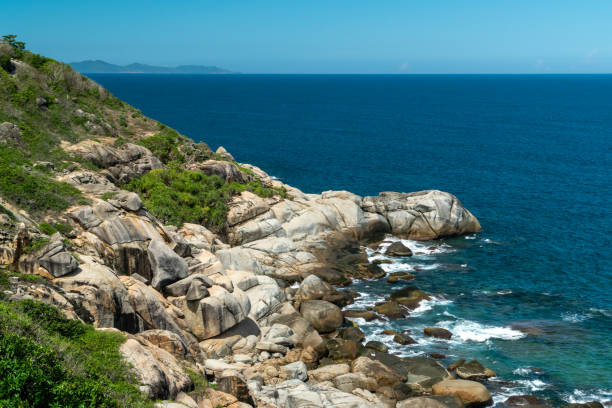 istock Panoramic view of colorful huge cliff 1182237013