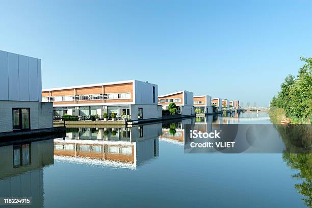 Moderne Häuser Am Wasser In Den Niederlanden Stockfoto und mehr Bilder von Modern - Modern, Neu, Niederlande