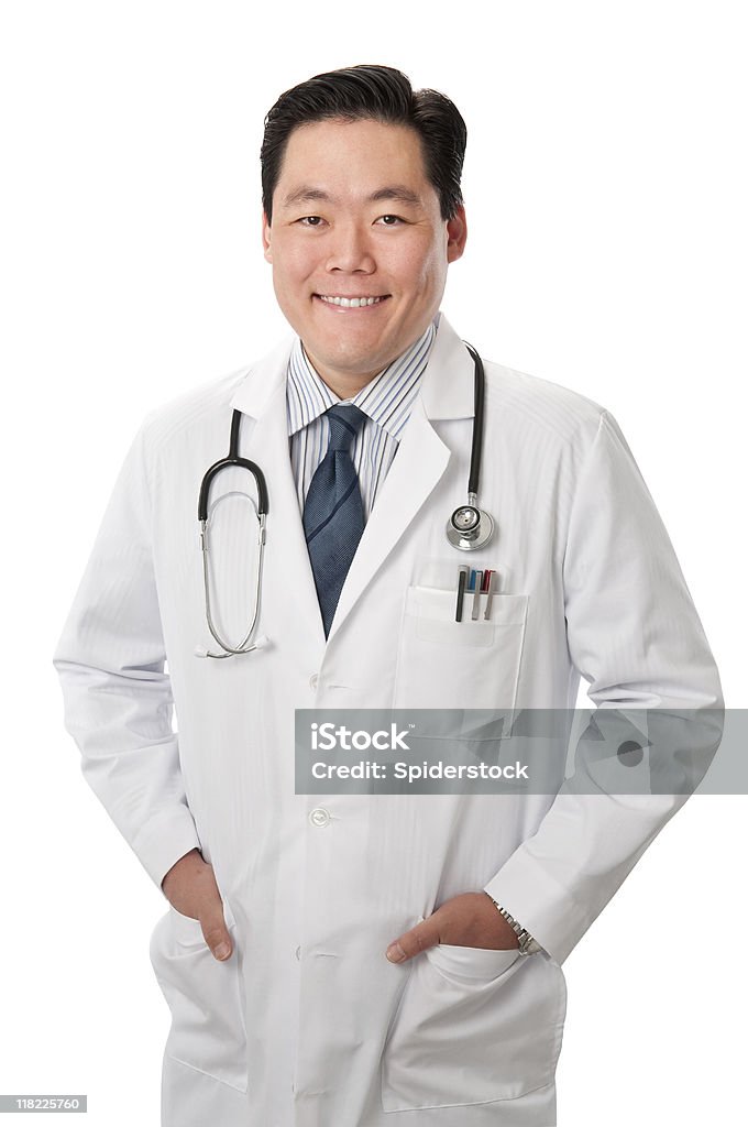 笑顔アジアの医師 - 1人のロイヤリティフリーストックフォト