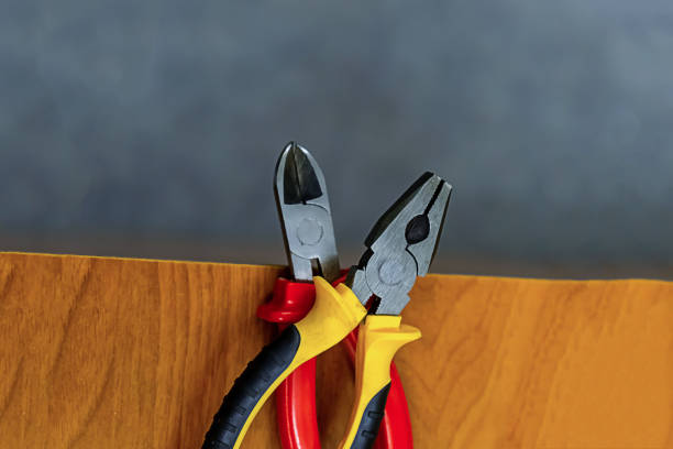 istock design steam nippers side cutter electric machine edge rubber handles electric current protection 1182297134