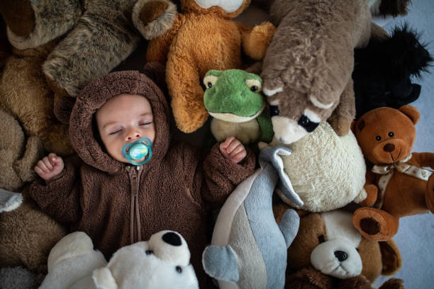 istock That one in the middle is priceless 1182325446