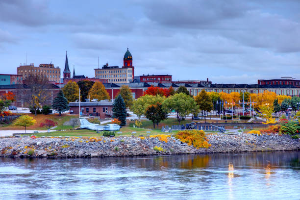 istock Autumn in Lewiston, Maine 1182335971