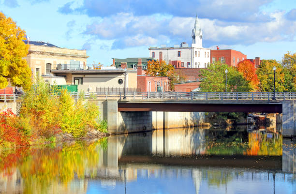 istock Autumn in Rochester, New Hampshire 1182336490