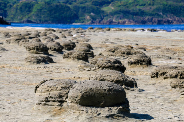 istock Iwamitatamigaura,Shimane,Japan 1182338957