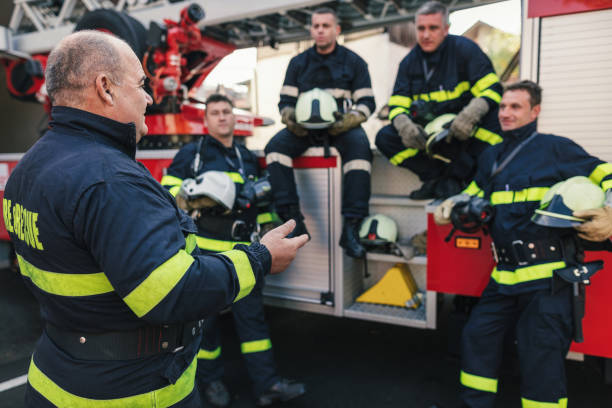 istock Fire chief conducting safety briefing with the team 1182455601