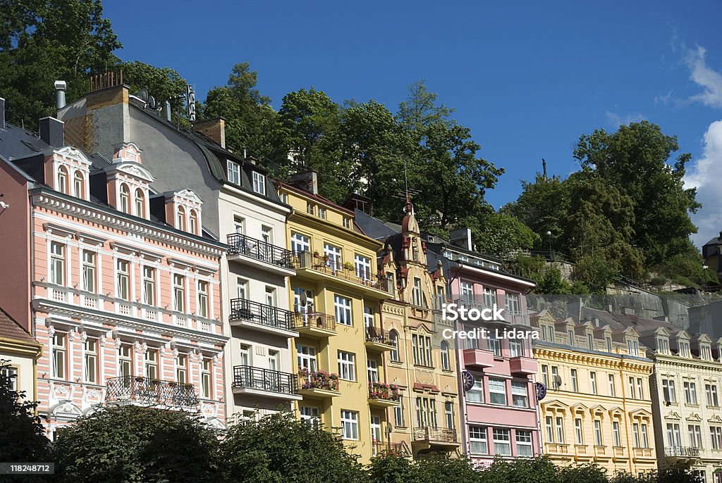 Karlovy Vary Asamblea fachadas - Foto de stock de Carlsbad - California libre de derechos