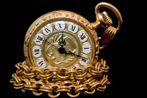 istock Antique gold pocket watch close-up 1182499868