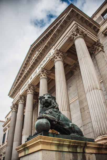 istock Spanish Parliament building 1182500328