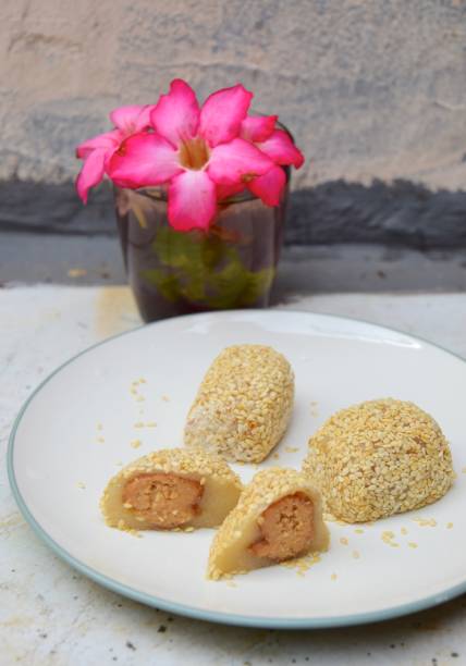 istock Japanese dessert Daifuku peanut sesame Mochi 1182516832