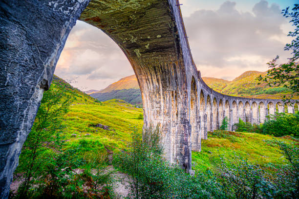 viadotto di glenfinnan - glenfinnan foto e immagini stock