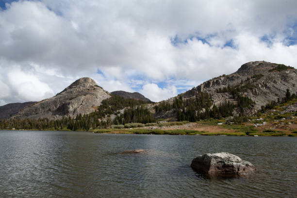 istock Golden Lake/ Lake 10155 - Summer - Wind River Range, Wyoming 1182543963