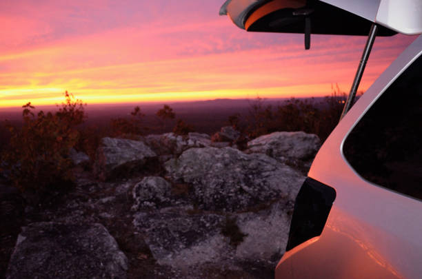 istock Car camping at scenic overlook 1182552003