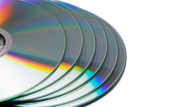 cd -rom または dvd 、セレクティブフォーカス - cdroms ストックフォトと画像