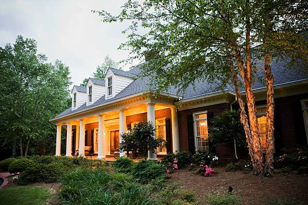 istock Exterior of House 118256116