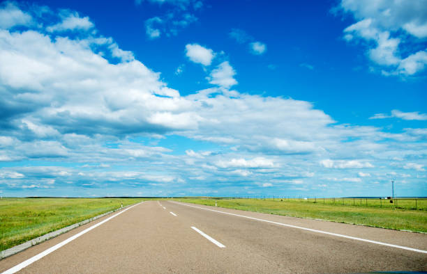 istock Highway across the prairies 1182588534
