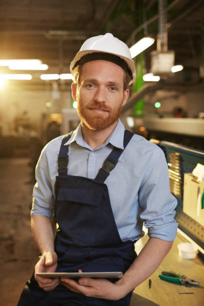 istock Engineer with tablet pc in the plant 1182616103