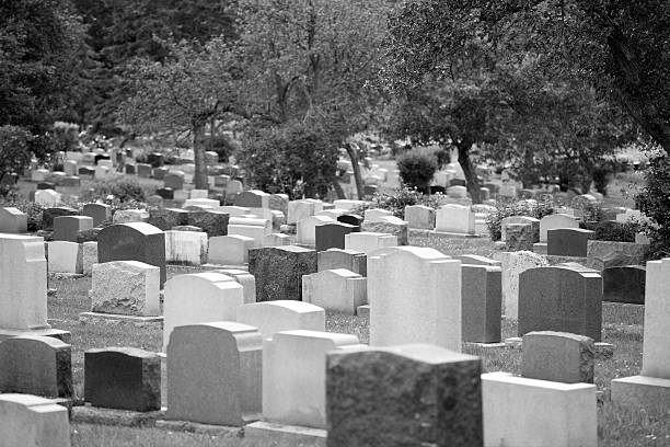 istock Peaceful Cemetery in Montreal, Canada 118262120