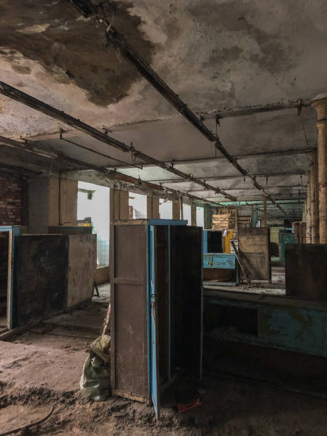 istock Old workshop of an abandoned factory 1182643123