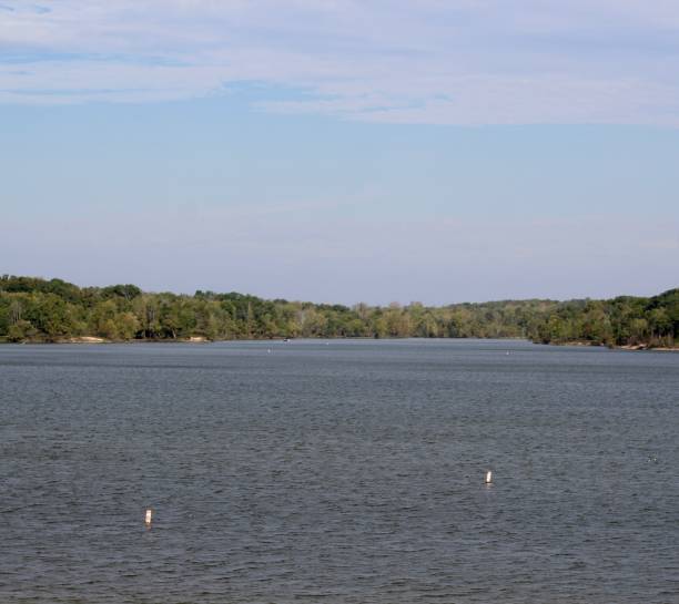 istock Lake at Deer Creek 1182645024