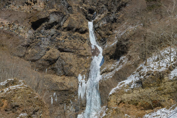 istock Unryubaku Unryu valley in the winter 1182651175