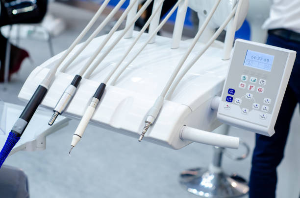 istock Dentist's office, dentist medical instruments. Dentist tools. 1182676214