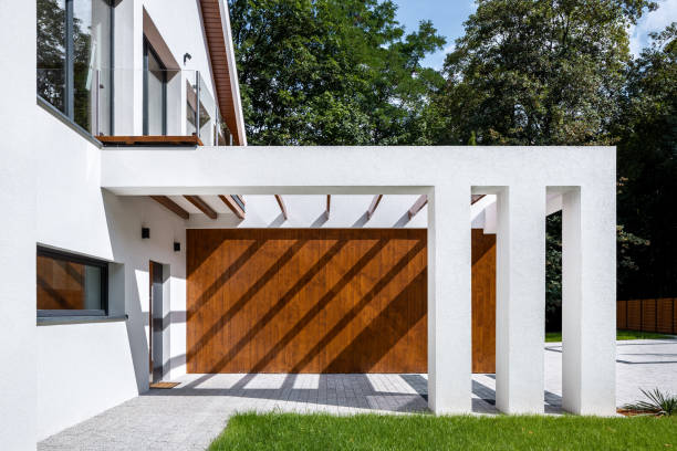 istock Modern home entrance 1182682390