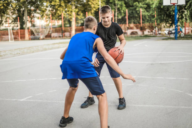 istock Street Basketball 1182704004
