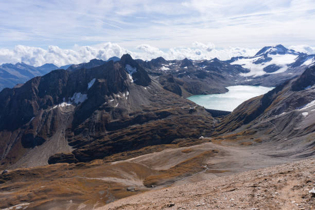 istock The Alps on a fantastic autumn day. 1182710456