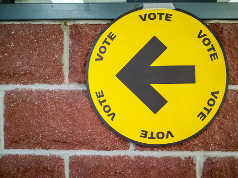 cartel electoral en Polling Station, Ontario, Canadá photo