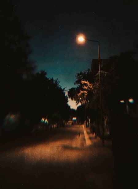 istock Street light at twilight 1182739664