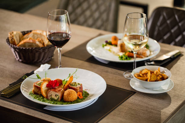 istock Served lunch on dining table in a restaurant. 1182750358