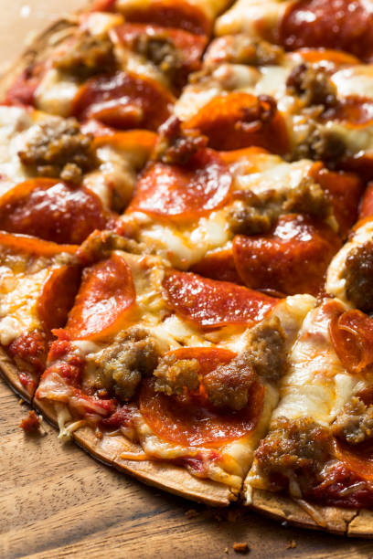 istock Homemade St Louis Style Pepperoni PIzza 1182752890